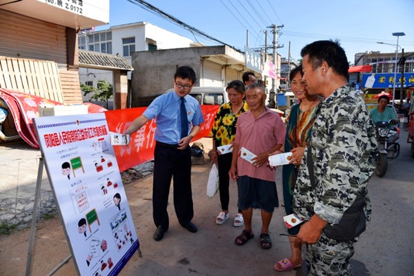 7.16介绍民行检察工作职能。郝万婷 摄 _副本.jpg